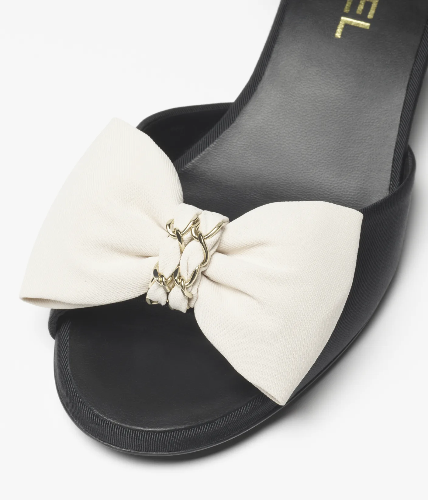 Chanel Fall-Winter 2025/26 Sandals - Image 2